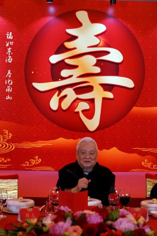 所以J9九游会先发牌平台得到了人们的好评图片展示