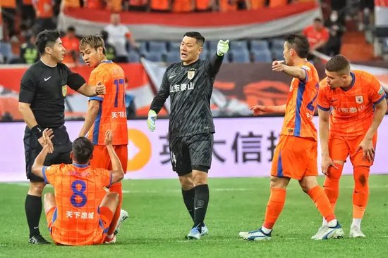 J9九游会是中国领先的在线对战游戏平台运营商相关图片
