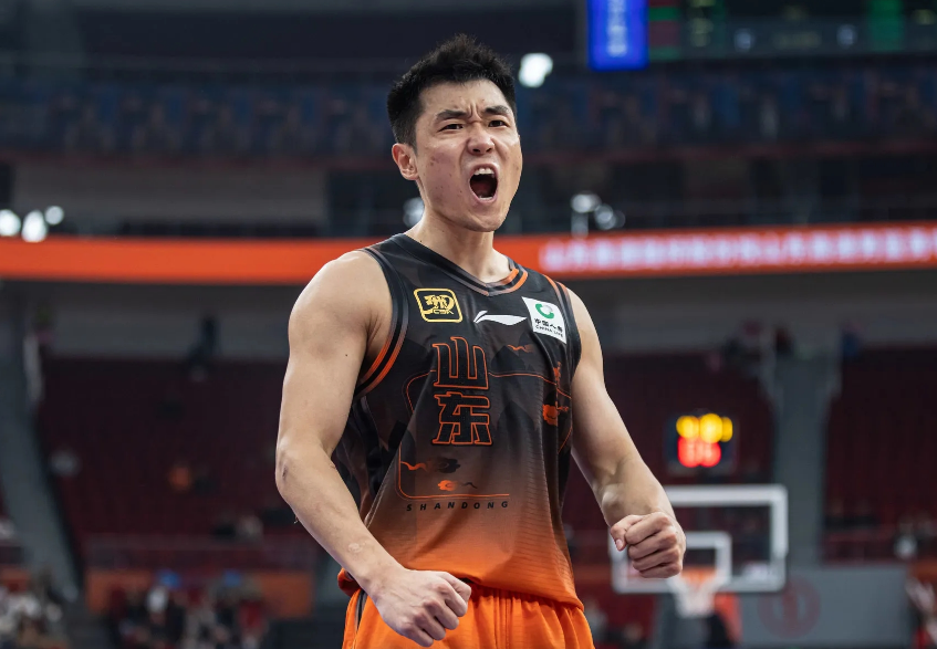 山东男篮官宣：国手高诗岩右膝+左踝劳损恢复 将缺席全部季前赛